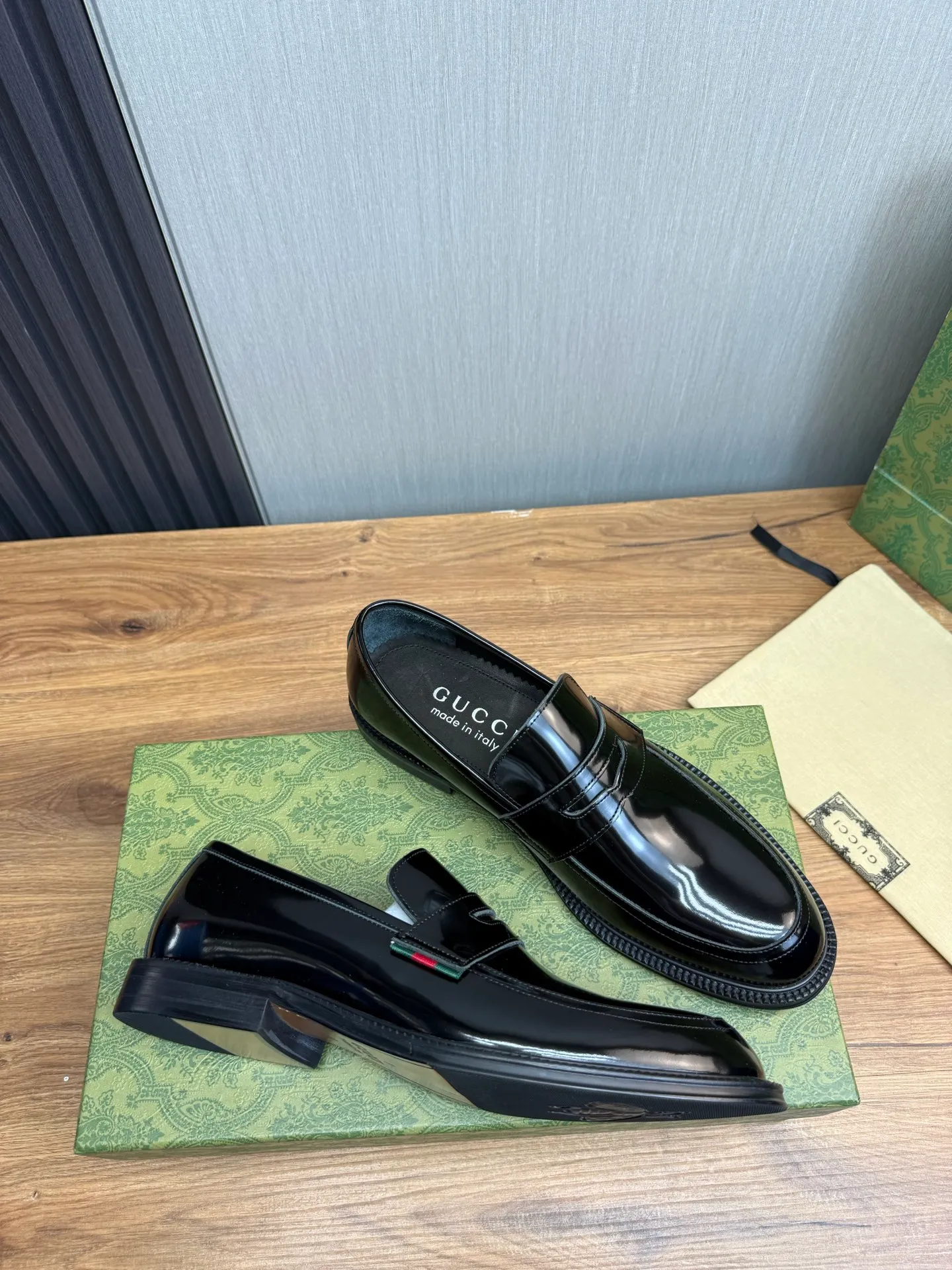 Factory price 520💰 ＧＵＣＩＩ Men's business casual leather shoes, luxurious and noble👞All imported original brand leather, just to create a more comfortable wearing experience, upper: original cowhide ➕Imported full cow lining, original outsole ✔️36-45 (45 non-returnable)